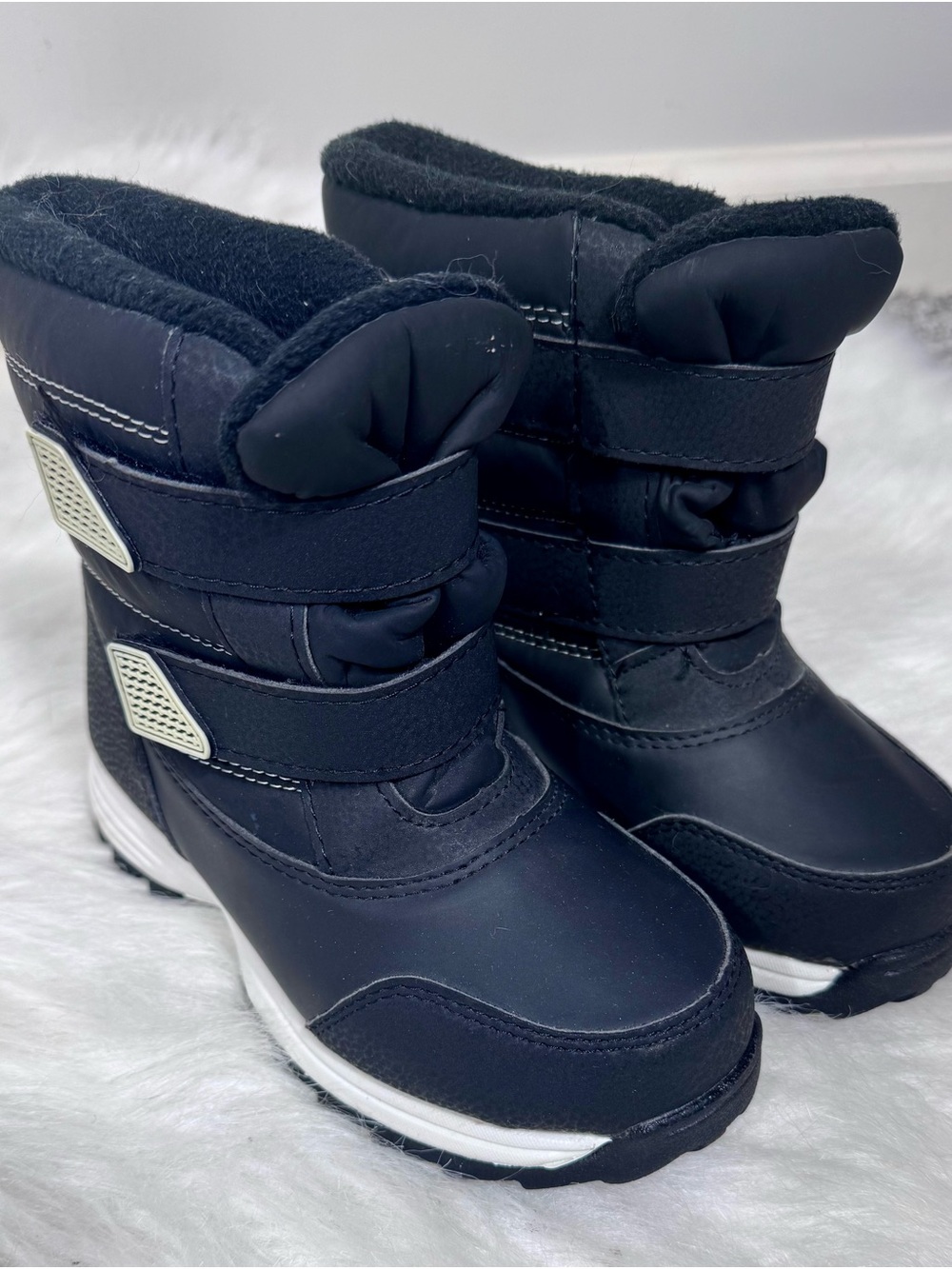 wonder nation Black Kids Snow Boots with Double Hook-and-Loop Straps